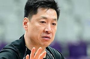 李春江赛后怒喷辽宁男篮主场   不懂得保护运动员！
