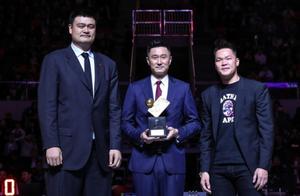 杜锋太幸福，4人20+赢球还未亮底牌，江苏惨败后洋帅不满部分球员