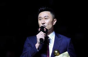 万人夸的杜锋喜提CBA历史上首座“澄海杯”