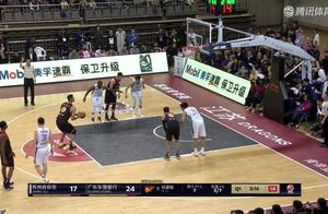 广东队半场26分领先江苏队，易建联半场打了15分钟得到15分8篮板