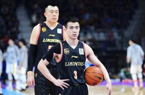 场外音远比赛场更精彩，辽宁胜广厦1温情1不满，人心与人品的考量