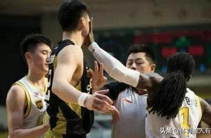 CBA山东男篮最害怕的裁判是谁？看到他们山东球迷心凉一半！