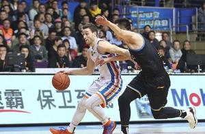 弗雷戴特“推送”北京首钢进8强  “寂寞大神”恐独自离场