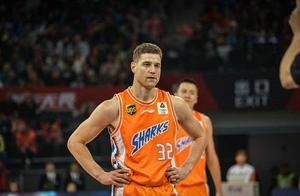 常规赛杀神，季后赛却惨不忍睹！这就是弗雷戴特打不了NBA的原因