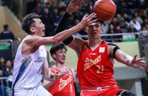 八一憾负江苏，王治郅赛后很不满意，直言球队没抓住对手弱点