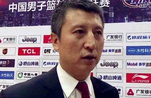 广东击败辽宁赛后，听听郭士强和杜锋指导说什么，阿联状态堪忧