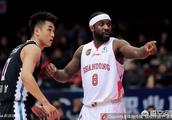 于德豪和高诗岩两人，无论从年龄、身高、场上位置、防守起家等，两人谁更厉害？