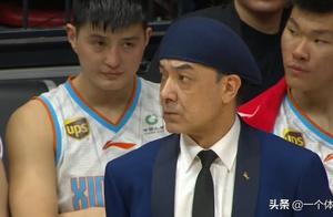 从领先15分到输掉9分，阿的江必须要为这场失利“背锅”
