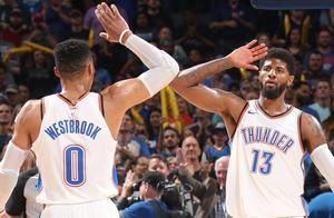 神迹！NBA最难破记录再加一个，70年来没人完成过这一壮举