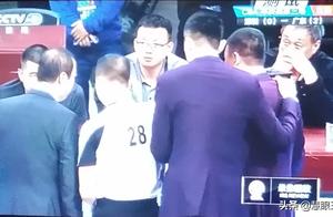 CBA联赛2018-2019最暖心场面