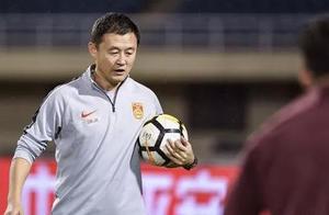 中国足坛未来姚明！CBA成功给足球启示，新疆足球因孙继海有望了
