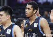 北京男篮为什么可以三外援作战？