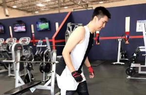 中国男篮国手后卫即将重返赛场，他有可能加盟新疆再次搭档李根？