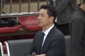 37岁林志杰哭红眼！阿的江深情拥抱他，赛后谁注意李春江的表情