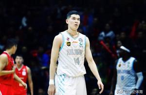 阿的江帮李楠大忙，打过NBA之人被改变，中国男篮又一力量崛起！
