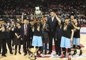 新疆战胜辽宁，与广东会师决赛。今年会是广东夺冠的最佳时机吗？