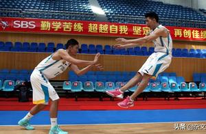 从不起眼到CBA场均17.6分！被誉为龚松林接班人，26岁获李楠重视