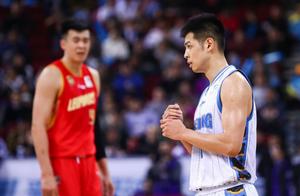 三分8中1+8失误！国篮后场悍将陷入低迷，或无缘男篮世界杯席位