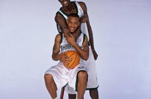 “黄金双枪”完全只是噱头！NBA那些失败的2人组合，麦迪两度上榜