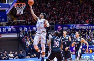 47比34！辽媒：输13篮板 基本不可能击败新疆