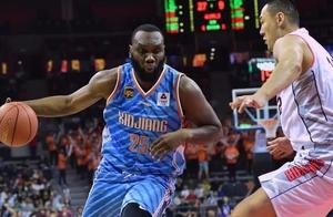 CBA场均数据还赶不上NBA！巅峰被称作“姚明克星”，如今被人遗忘