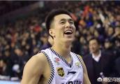 辽宁和新疆的第一场，有没有觉得CCTV解说带走很强的倾向性？他们为什么这样？