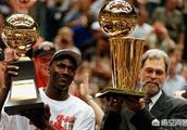 在NBA历史上，你认为攻防最好的球员是谁？