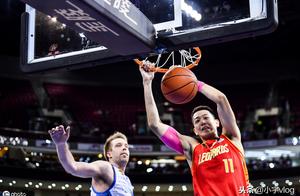 CBA季后赛：超级大逆转！深圳胜北京晋级半决赛