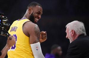 1413场！NBA历史第一纪录诞生，最小的球市创最伟大的神迹