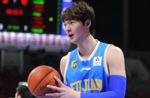 新科MVP喜提法拉利跑车！下一站将去NBA？网友：人生赢家