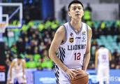 CBA联盟第一帅哥杨鸣宣布退役，哪个鲜肉能接过\"帅位\"宝座？