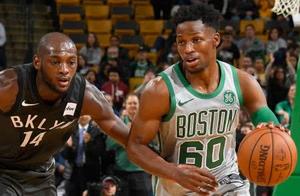 一个赛季打两份工赚两份钱，这四大外援已在NBA再就业
