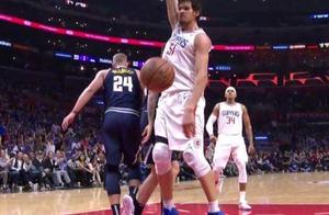 盘点NBA现役5大巨人，有人能站立扣篮，有人据说拥有神秘力量