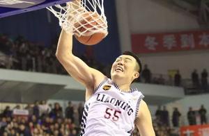 辽宁被淘汰后周琦首发微博，赵继伟来留言，球迷期待“琦继组合”
