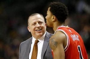 要跟NBA教练谈996？这位劳模生活里没老婆只有篮球，却还是下课了