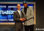 CBA选秀为什么不像NBA选秀那样先让上赛季战绩最差的球队选，最后让战绩最好的球队选？