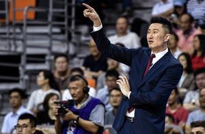 广东赢球后杜锋下封口令：年轻队员停止接受采访，矛头直指胡明轩