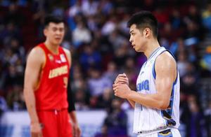 五棵松沦陷谁之过？三分球32投4中，首钢这么打不怕弹尽粮绝？