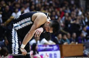 丢球不要紧 可怕的是丢球又丢人
