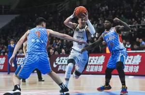 郭艾伦距完美控卫仅一步之遥，辽篮需要更加自信！