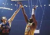 NBA历史上谁最先使用后仰跳投作为武器？