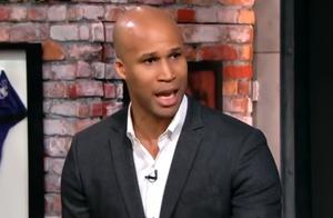前NBA球员发声 力挺灯泡 他们做夸张的动作是被逼的