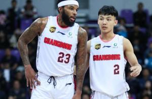 高级黑？著名足球解说员表示，CBA水平仅相当于美国高中水平