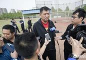 山东已组成豪华教练组，他们会签约孙悦或者西热力江吗？小丁会续约吗？