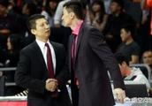 为什么有人说郭士强手下球员畏手畏脚，而杜峰手下球员却生龙活虎，是执教能力的差距吗？