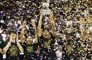 九冠王！霸气+实力+运气成就广东队CBA霸业