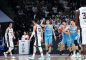 都说辽宁男篮后卫线强，可是却防不住新疆队费尔德，为什么广东队就可以？