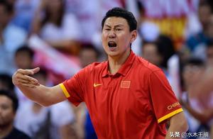 4个原因或成为李楠选人要素，中国男篮以防守为主，期待多点进攻