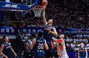 你大爷还是你大爷!阿联28+13收割比赛 无限逼近FMVP
