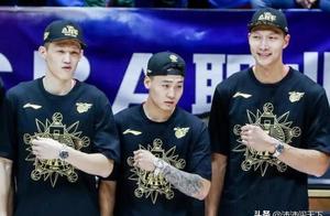 勇夺第9冠！赛后总经理朱芳雨自评90分，主帅杜锋给自己打100分